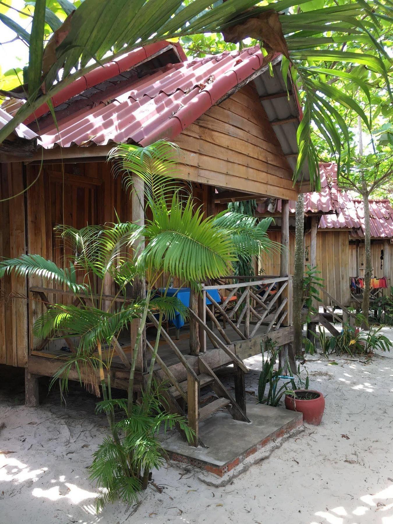 Otres Beach Resort Sihanoukville Exterior photo