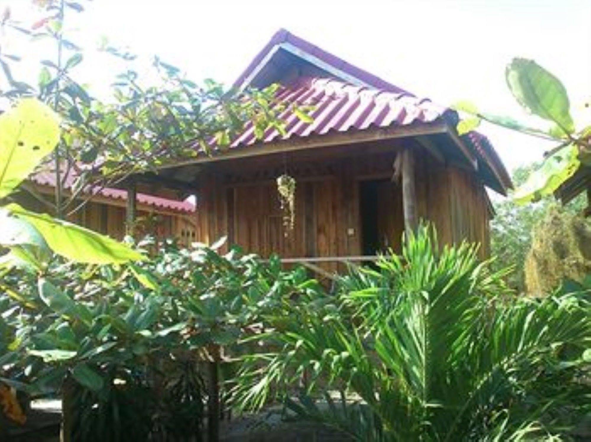 Otres Beach Resort Sihanoukville Exterior photo